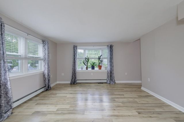 6 Steep Street, Merrimack, NH 03054