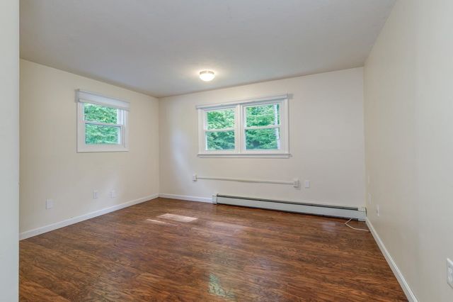 6 Steep Street, Merrimack, NH 03054