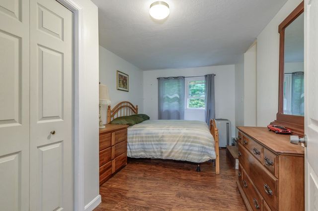 6 Steep Street, Merrimack, NH 03054