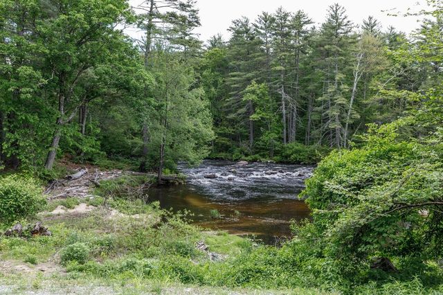 6 Steep Street, Merrimack, NH 03054