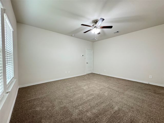 2901 Bald Eagle Boulevard, Aubrey, TX 76227