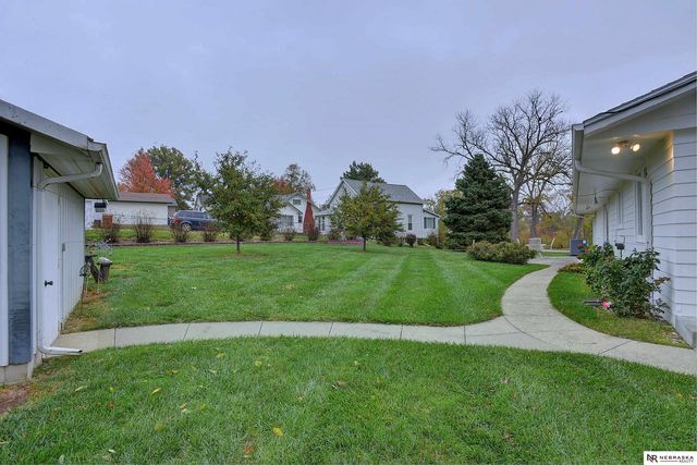 15208 S Third Street, Bennington, NE 68007