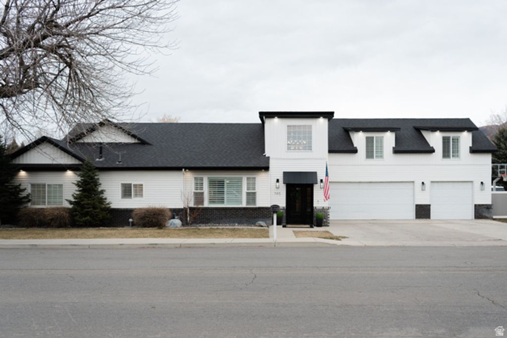 745 E MAPLE ST, Mapleton, UT 84664