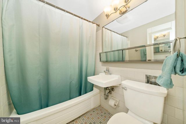 1134 CIRCLE DR, Halethorpe, MD 21227