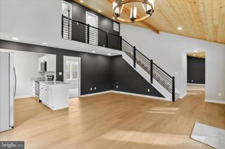 36 PLUM TREE LN, Berkeley Springs, WV 25411