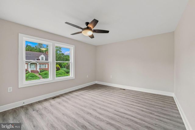 904 FLORIDA AVE, Martinsburg, WV 25401