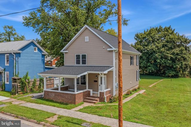 904 FLORIDA AVE, Martinsburg, WV 25401