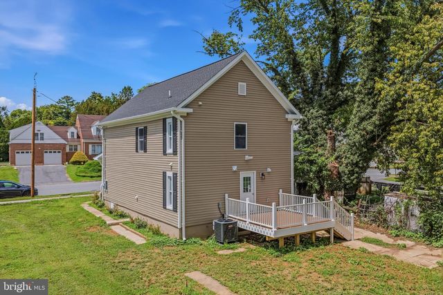 904 FLORIDA AVE, Martinsburg, WV 25401