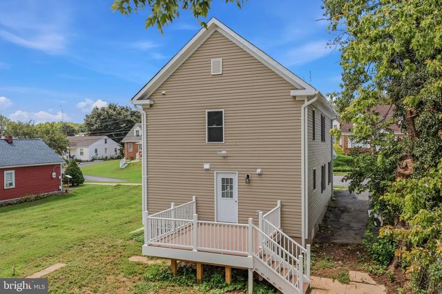 904 FLORIDA AVE, Martinsburg, WV 25401