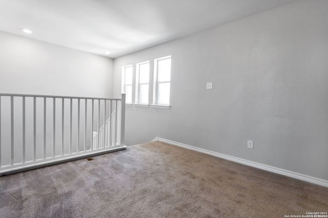 1302 Hummingbird, San Antonio, TX 78245