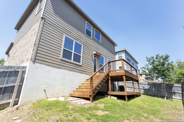 1302 Hummingbird, San Antonio, TX 78245
