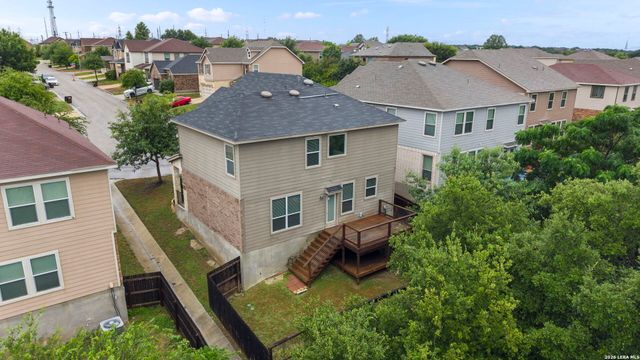 1302 Hummingbird, San Antonio, TX 78245