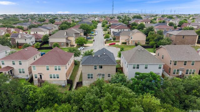 1302 Hummingbird, San Antonio, TX 78245