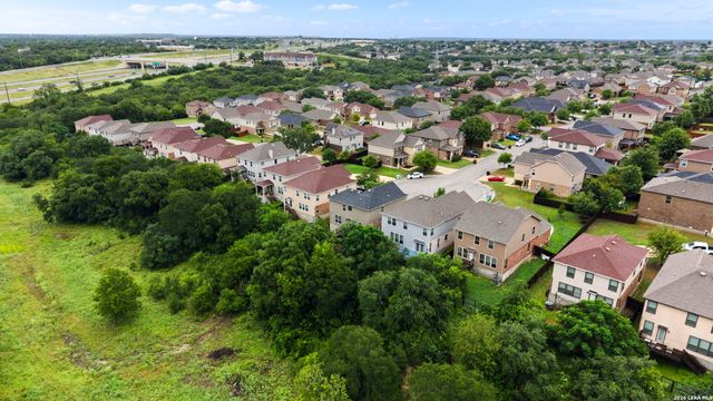 1302 Hummingbird, San Antonio, TX 78245