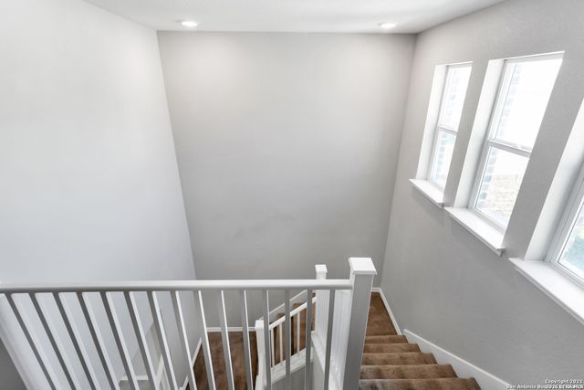 1302 Hummingbird, San Antonio, TX 78245