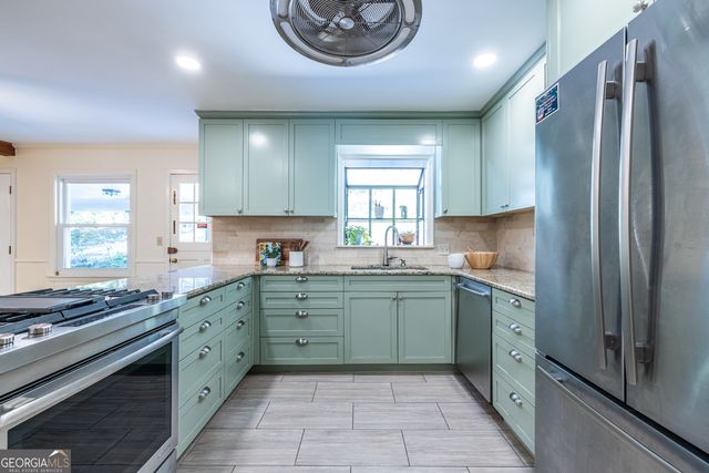 1067 Hess Drive, Avondale Estates, GA 30002