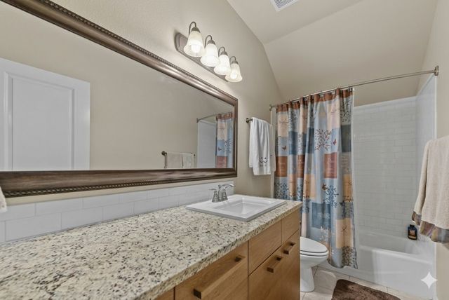 10550 Jackson Road, Krum, TX 76249