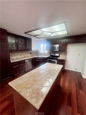 201 S Brookside Court, Anaheim, CA 92808