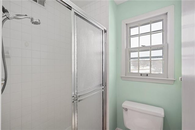 3628 NE Basswood Drive, Lee's Summit, MO 64064