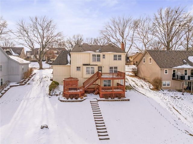 3628 NE Basswood Drive, Lee's Summit, MO 64064