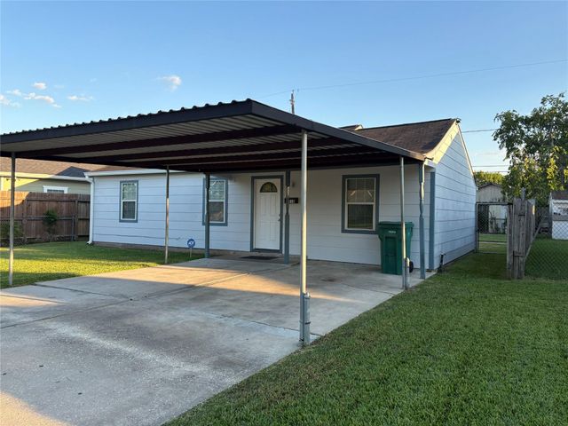 3010 Washington Street, Pasadena, TX 77503