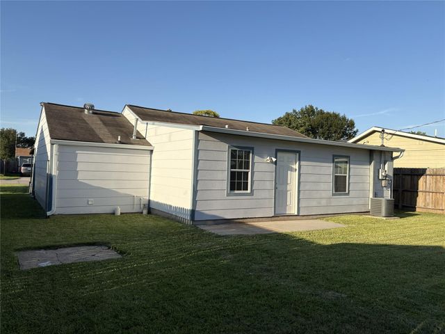 3010 Washington Street, Pasadena, TX 77503