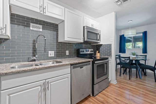 2603 Parker LN A, Austin, TX 78741