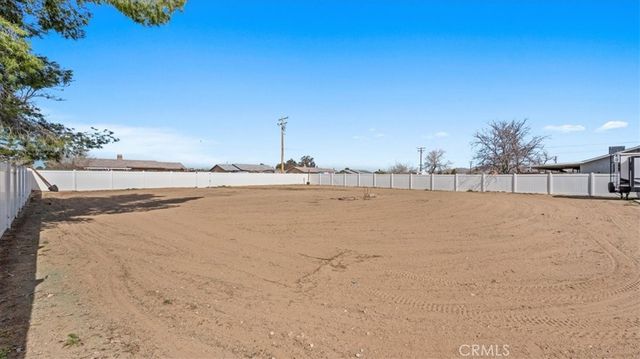 13020 Ojai Road, Apple Valley, CA 92308