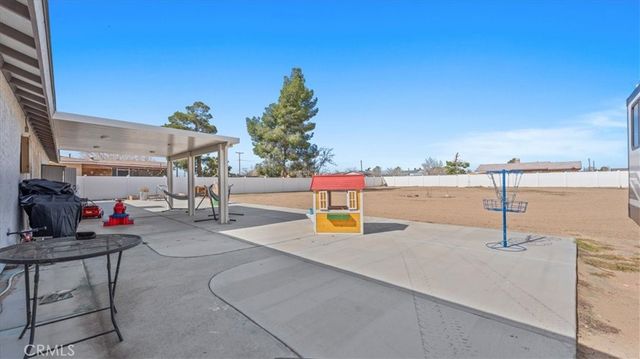 13020 Ojai Road, Apple Valley, CA 92308