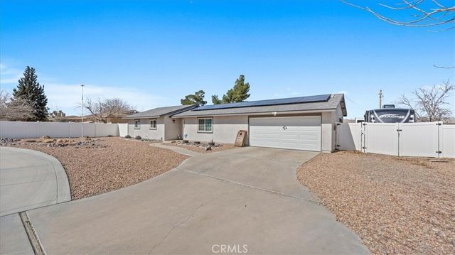 13020 Ojai Road, Apple Valley, CA 92308