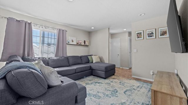 13020 Ojai Road, Apple Valley, CA 92308