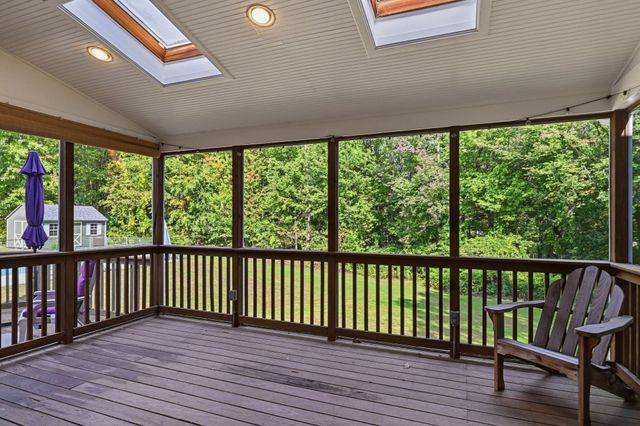 4 Edson Dr, Wilbraham, MA 01095