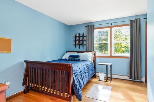 4 Edson Dr, Wilbraham, MA 01095