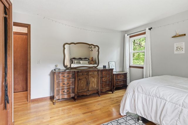 4 Edson Dr, Wilbraham, MA 01095