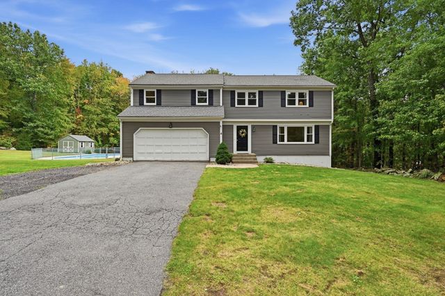 4 Edson Dr, Wilbraham, MA 01095