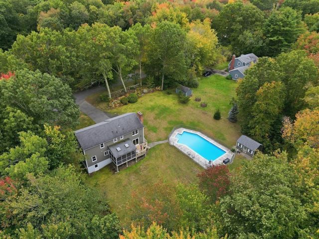 4 Edson Dr, Wilbraham, MA 01095