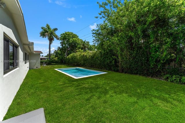 10825 SW 80th Avenue, Miami, FL 33156