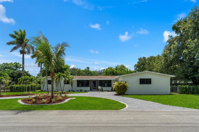 10825 SW 80th Avenue, Miami, FL 33156