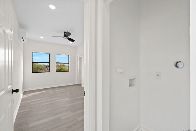 627 S Olive St, San Antonio, TX 78203