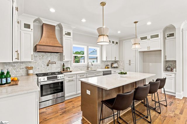 4A Maco Street, Greenville, SC 29607
