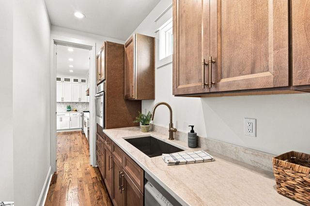 4A Maco Street, Greenville, SC 29607