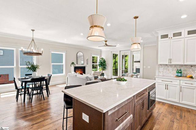 4A Maco Street, Greenville, SC 29607