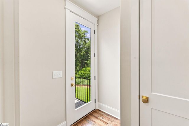 4A Maco Street, Greenville, SC 29607