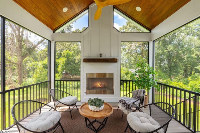 4A Maco Street, Greenville, SC 29607