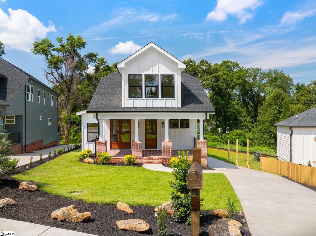 4A Maco Street, Greenville, SC 29607
