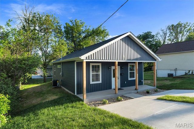 208 Walnut Street, Crystal City, MO 63019