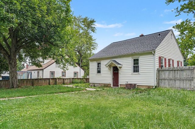 1528 Hamelink Drive, Portage City, MI 49002
