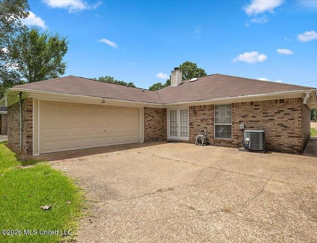 400 Riverbend Drive, Byram, MS 39272