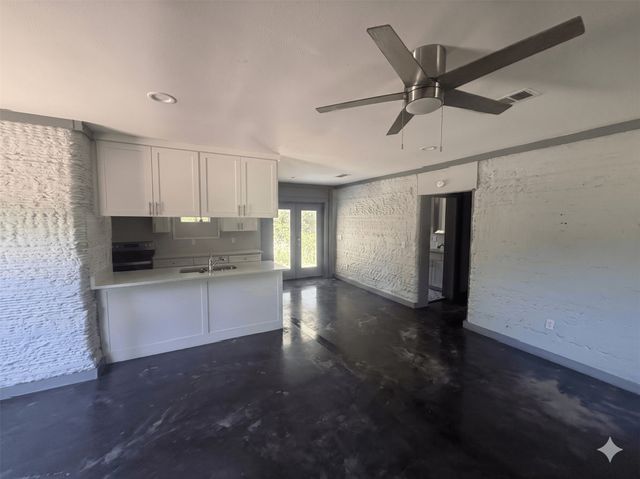 7148 Valleyview Drive, Mabank, TX 75156