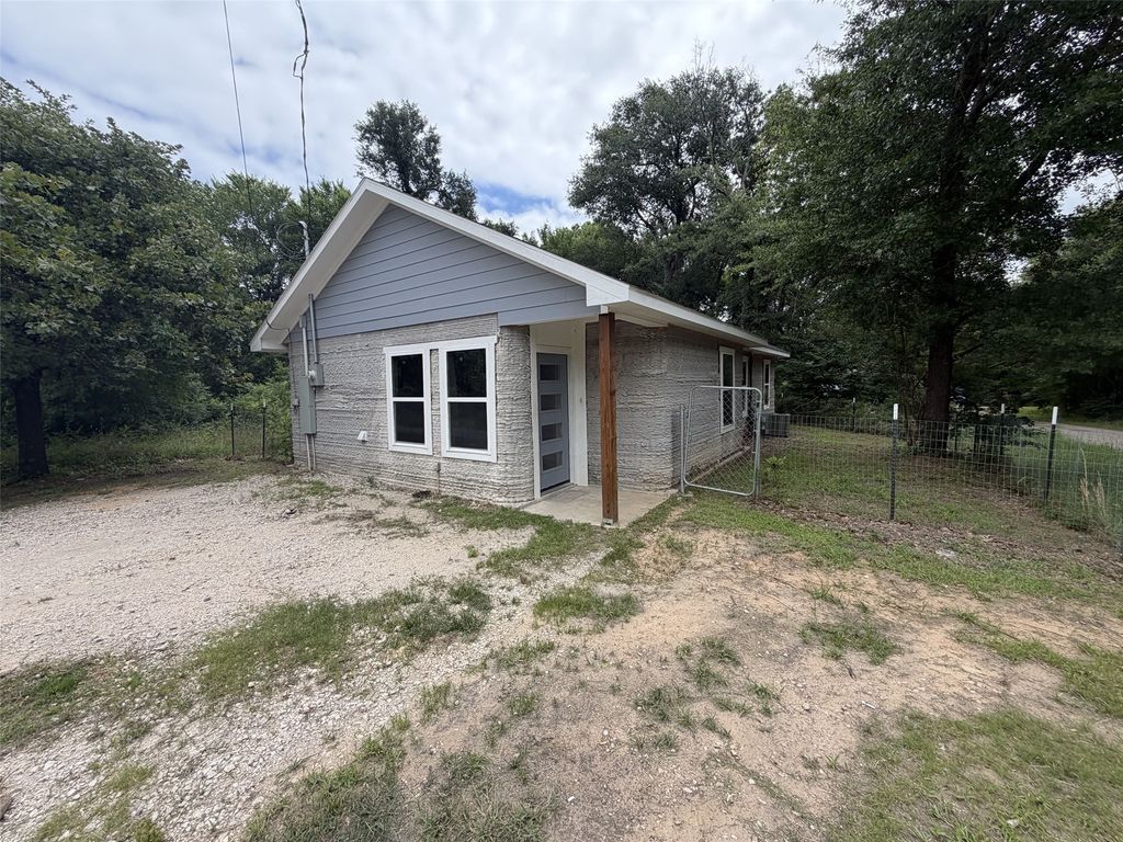 7148 Valleyview Drive, Mabank, TX 75156